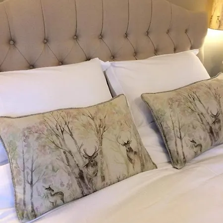 Storrs Gate House Bed and breakfast 4*