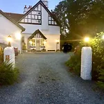 Bed & Breakfast Storrs Gate House 4*