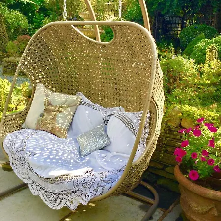 Storrs Gate House 4*