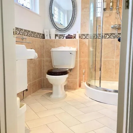 Storrs Gate House No Pets Allowed Bed & Breakfast Bowness-on-Windermere