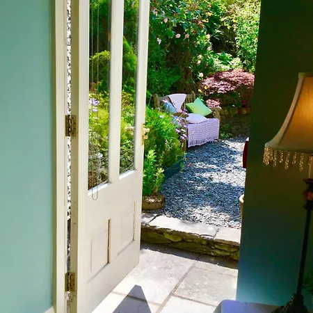 Nocleg ze śniadaniem Storrs Gate House 4*