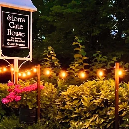 Bed and Breakfast Storrs Gate House No Pets Allowed