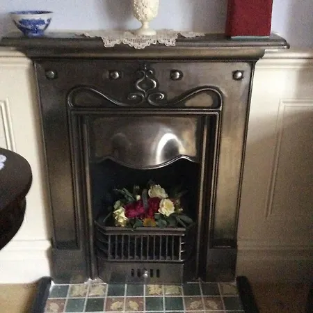 Storrs Gate House No Pets Allowed 4* Bowness-on-Windermere