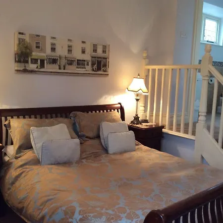 Storrs Gate House No Pets Allowed Bed & Breakfast Bowness-on-Windermere