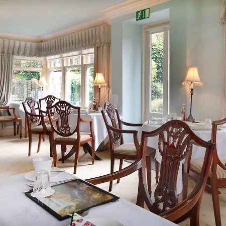 Storrs Gate House No Pets Allowed 4* Боунес-он-Уиндермер