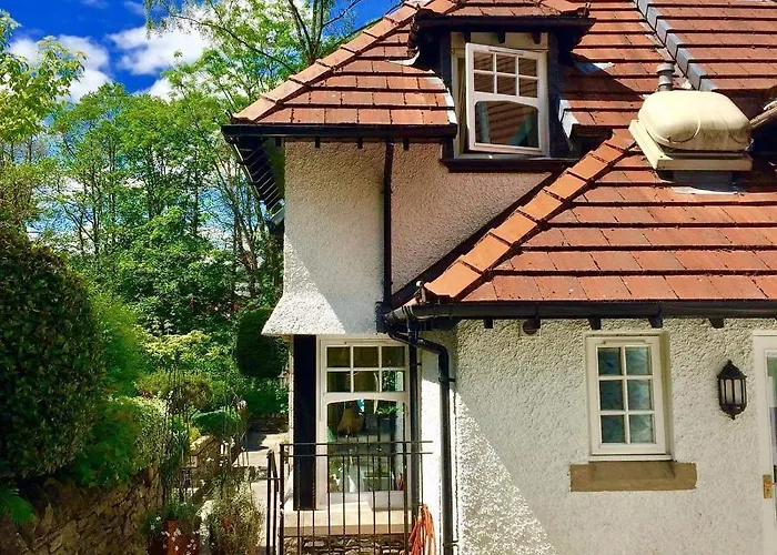 فندق مبيت وإفطار ستورز جيت هاوس 4*