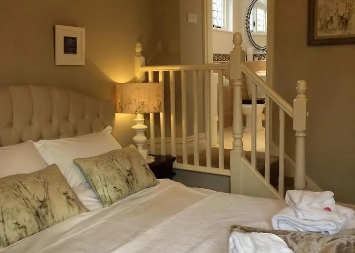 ستورز جيت هاوس فندق مبيت وإفطار