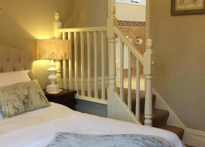 فندق مبيت وإفطار ستورز جيت هاوس باونيس أون وينديرمير