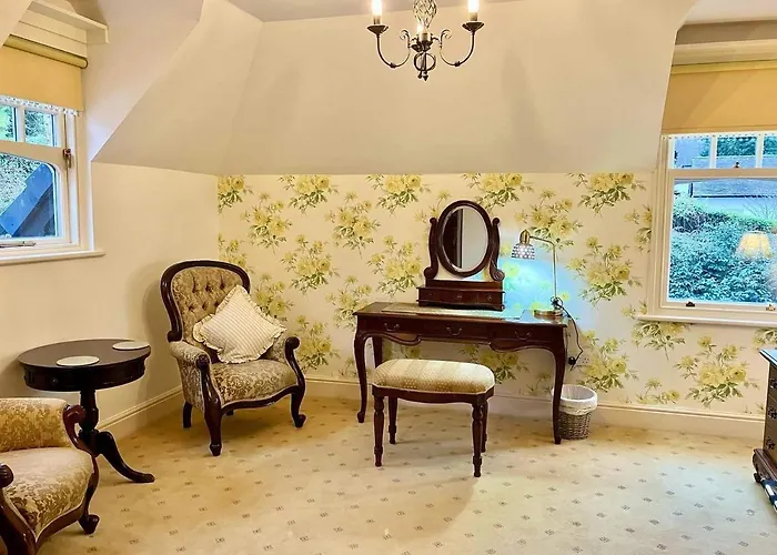 ستورز جيت هاوس فندق مبيت وإفطار