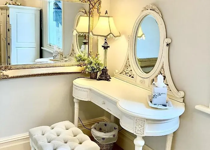 فندق مبيت وإفطار ستورز جيت هاوس باونيس أون وينديرمير