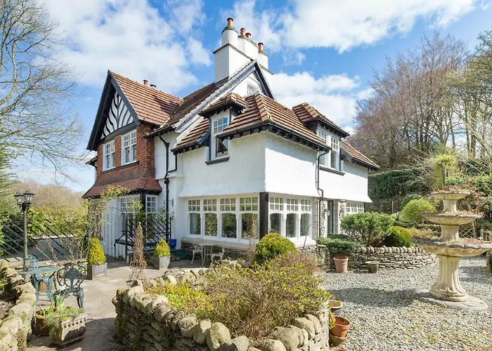 فندق مبيت وإفطار ستورز جيت هاوس باونيس أون وينديرمير