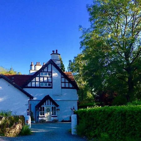 Bed & Breakfast Storrs Gate House 5*