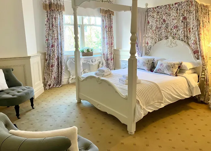 ストーズ ゲート ハウス 4*